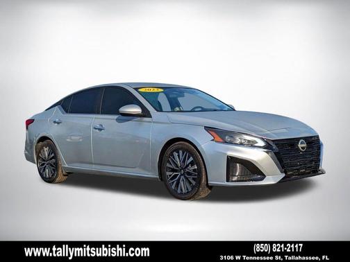 Brilliant Silver Metallic 2023 Nissan Altima 2.5 SV