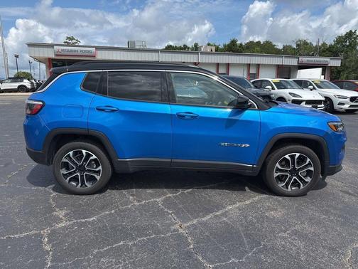 Hydro Blue Pearlcoat 2024 Jeep Compass Limited