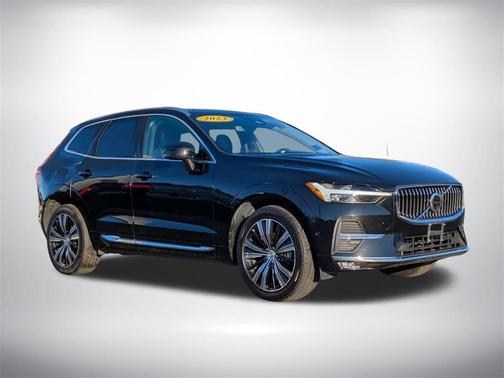 2023 Volvo XC60 B5 Ultimate Bright Theme