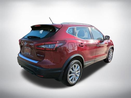 2022 Nissan Rogue Sport SV