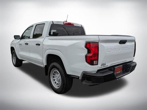 2024 Chevrolet Colorado WT