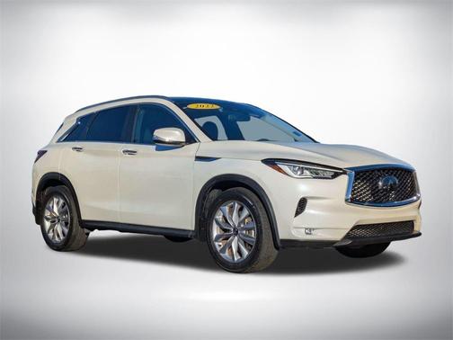 2022 INFINITI QX50 Luxe