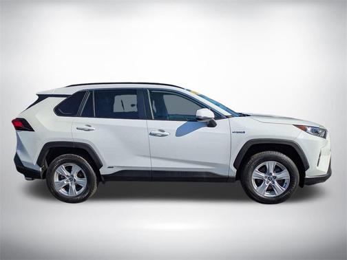 2020 Toyota RAV4 Hybrid XLE