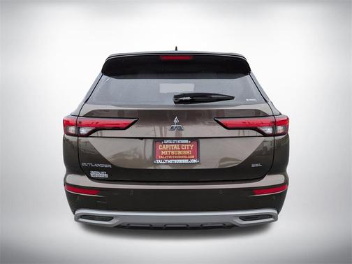 2023 Mitsubishi Outlander SEL