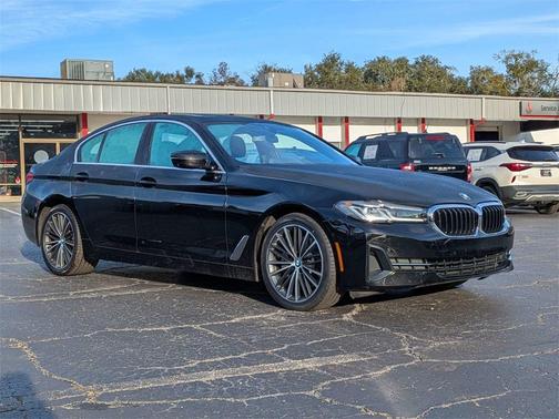 2021 BMW 530 i