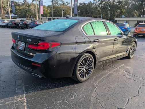2021 BMW 530 i