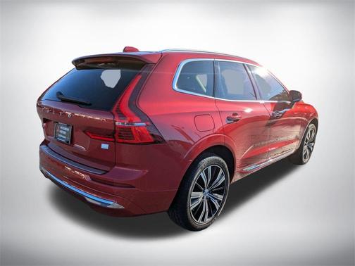 2022 Volvo XC60 Recharge Plug-In Hybrid T8 Inscription Extended Range
