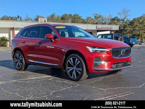 2022 Volvo XC60 Recharge Plug-In Hybrid T8 Inscription Extended Range
