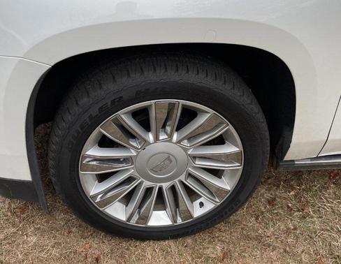 2019 Cadillac Escalade Platinum