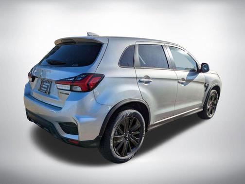 2026 Mitsubishi Outlander Sport 2.0 LE