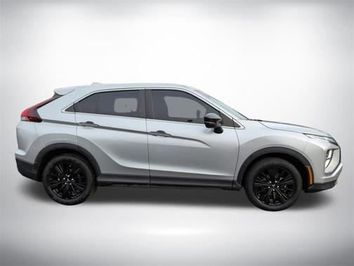 2022 Mitsubishi Eclipse Cross LE