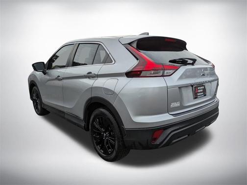 2022 Mitsubishi Eclipse Cross LE