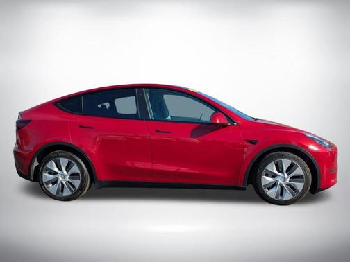 Red Multi 2022 Tesla Model Y Long Range