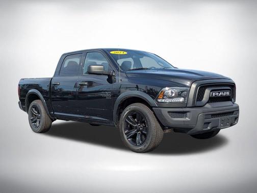 Diamond Black 2024 RAM 1500 Classic SLT