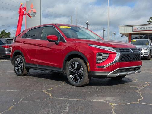 Red 2025 Mitsubishi Eclipse Cross SE
