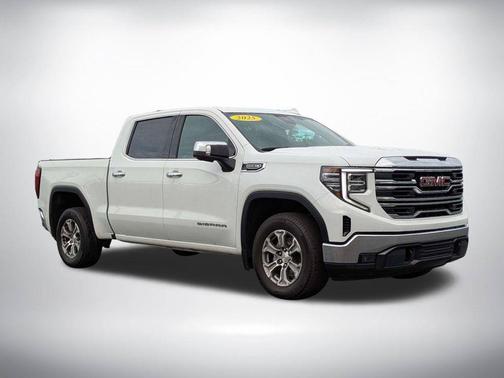 Summit White 2025 GMC Sierra 1500 SLT