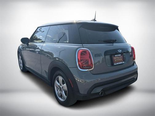 2022 MINI Hardtop Cooper