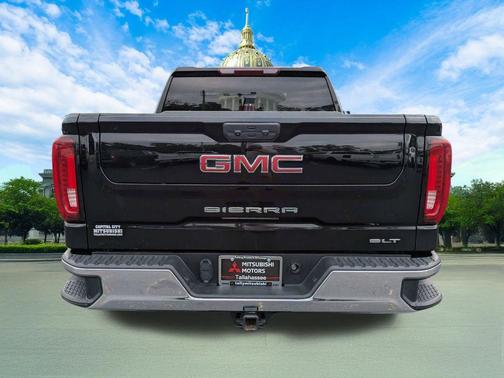 Onyx Black 2025 GMC Sierra 1500 SLT