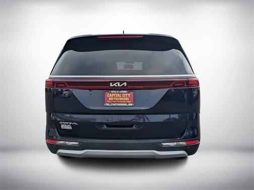 2024 Kia Carnival LX Seat Package
