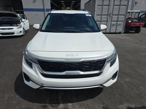 2023 Kia Seltos S