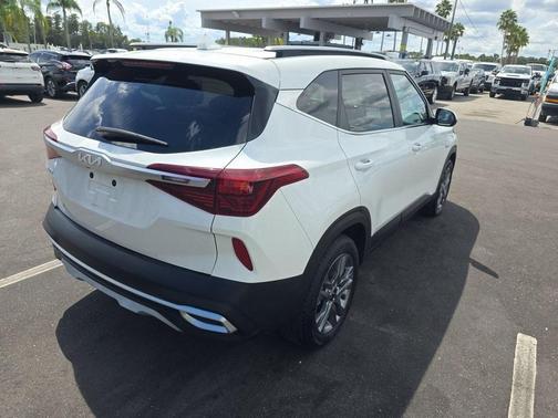 2023 Kia Seltos S