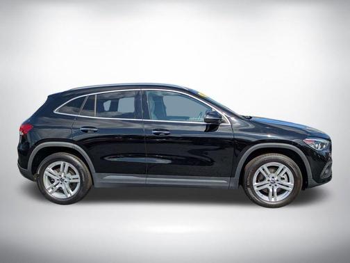 Black 2021 Mercedes-Benz GLA 250 Base