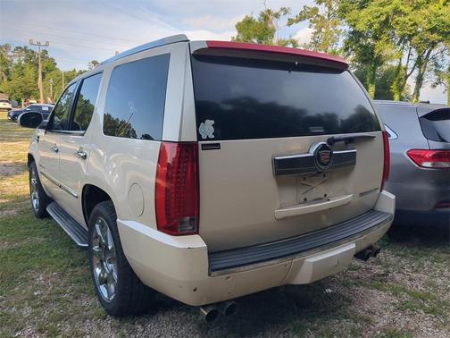 2008 Cadillac Escalade Base