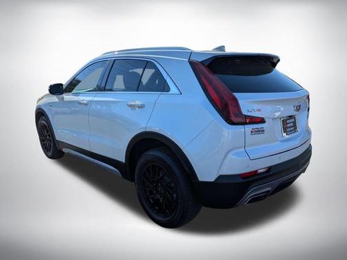 2021 Cadillac XT4 Premium Luxury