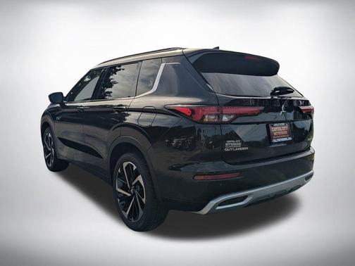2025 Mitsubishi Outlander PHEV SEL