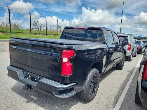 2022 Chevrolet Silverado 1500 Limited Custom