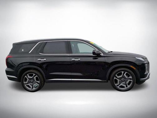 Black 2024 Hyundai PALISADE SEL