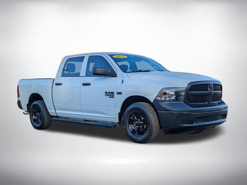 Bright White Clearcoat 2024 RAM 1500 Classic Tradesman