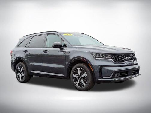 Gray 2023 Kia Sorento EX