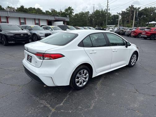 Ice 2024 Toyota Corolla LE