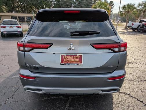 2022 Mitsubishi Outlander SEL