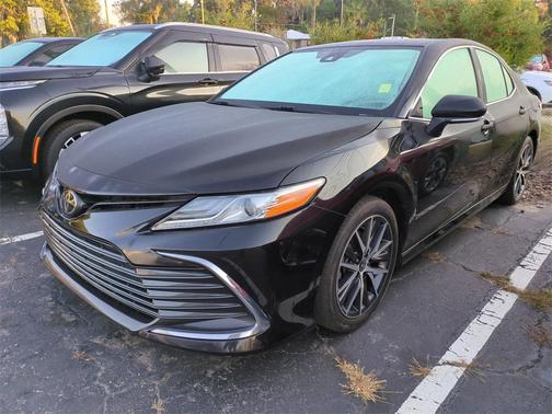 2023 Toyota Camry XLE