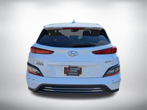 Lunar White 2023 Hyundai KONA EV SE