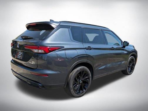 Gray 2025 Mitsubishi Outlander PHEV SEL EDITION