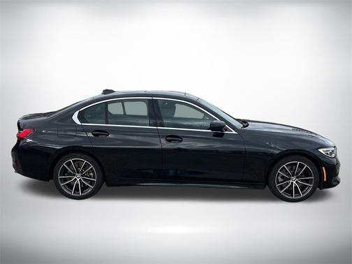 2019 BMW 330 i