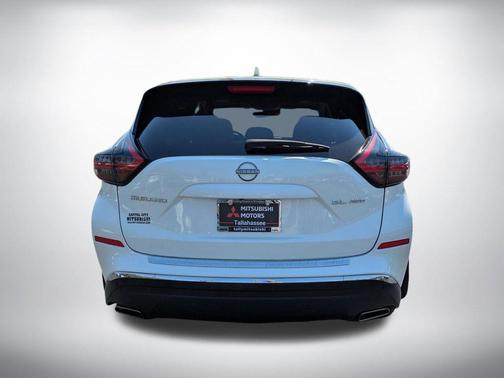 White 2024 Nissan Murano SL