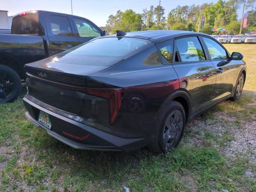 Gray 2025 Kia K4 LX