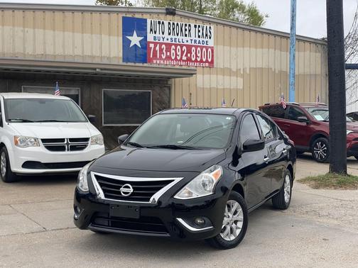 2019 Nissan Versa 1.6 SV