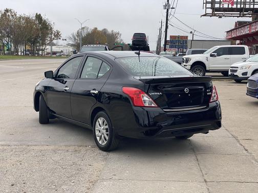 2019 Nissan Versa 1.6 SV