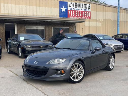 2015 Mazda MX-5 Miata Sport