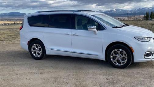 2021 Chrysler Pacifica Limited AWD