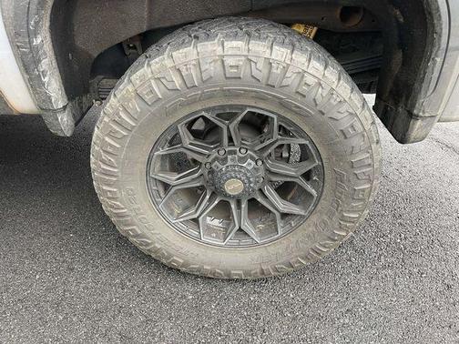 2024 GMC Sierra 2500 AT4X