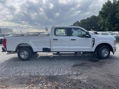2025 Ford F-250 XL