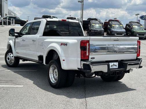 Star White 2026 Ford F-450 King Ranch