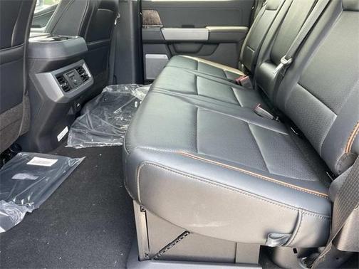 2025 Ford F-350 Lariat Super Duty