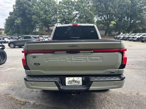 Avalanche 2023 Ford F-150 Lightning LARIAT